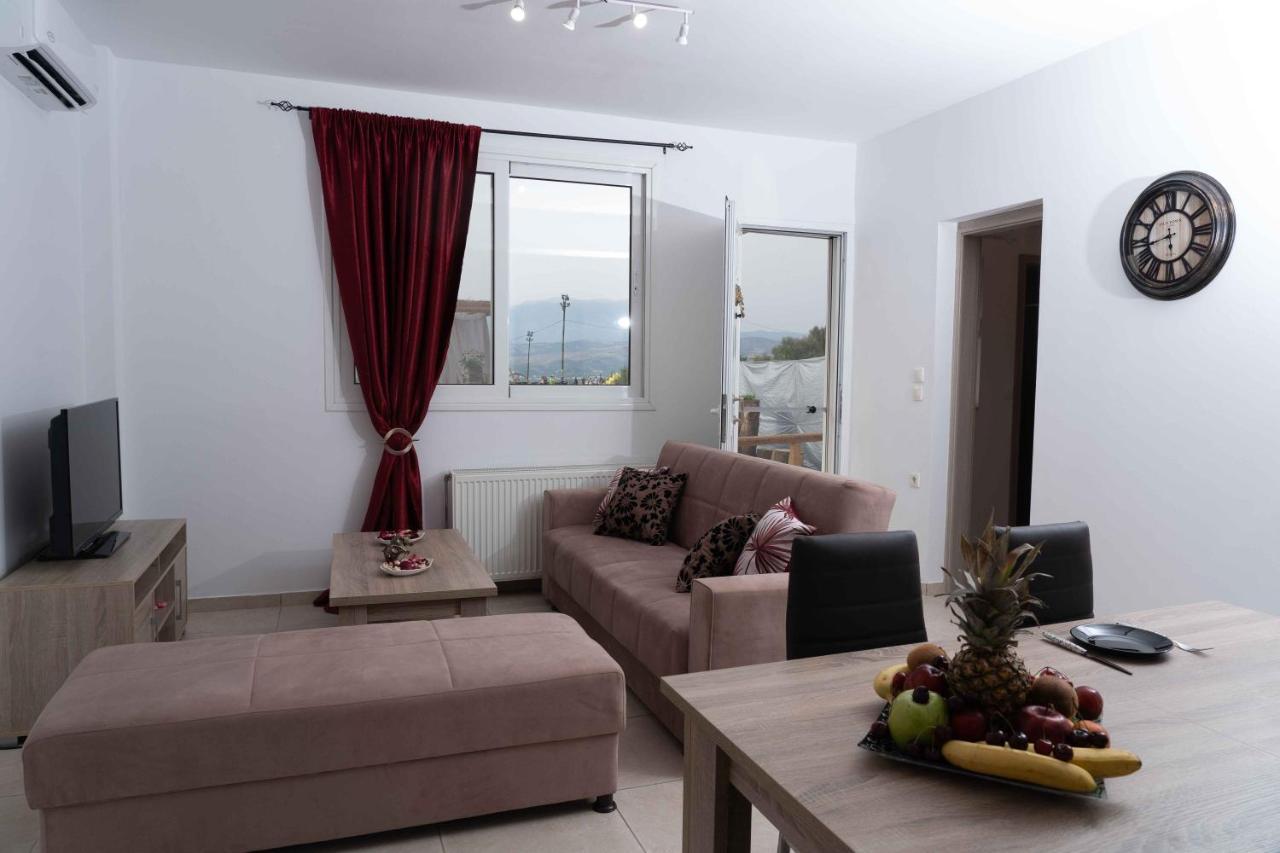 Haritos Holidays Home Pombia Exterior photo